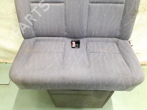 Used Right front seat Right front seat MERCEDES-BENZ SPRINTER 2-t Van (B901, B902) 208 CDI (901.661, 901.662, 902.661, 902.662) (82 hp) 32045369 32045369