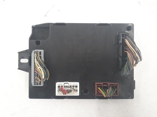Used Fuse box RENAULT CAPTUR I (J5_, H5_) 1.5 dCi 110 (110 hp) 30743812