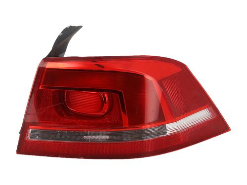 Right taillight VW PASSAT B7 (362) 2.0 TDI | BP39665274C35 - Image 6