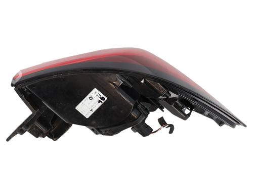 Right taillight RENAULT CAPTUR I (J5_, H5_) 1.5 dCi 90 (J5N4, J5M5, J5MW, J5M6, J5AL, J5AJ) | BP39424946C35 - Image 1