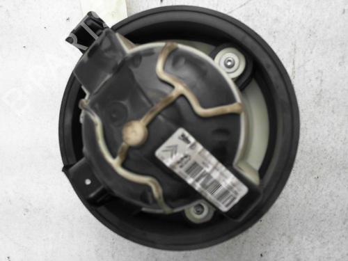 Heater blower motor PEUGEOT 308 SW I (4E_, 4H_) 1.6 HDi | BP24774921M62 