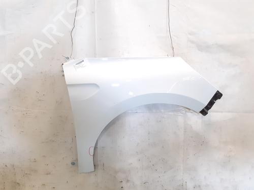 Used Right front fenders RENAULT CLIO V (B7_) 1.0 TCe 90 (B7MT) (91 hp) 29524079