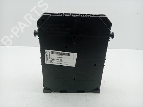 Used Fuse box Fuse box 37741996 37741996