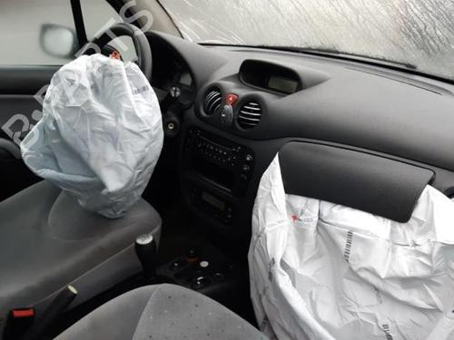 Front right lock CITROËN C3 I (FC_, FN_) 1.4 HDi | BP24783646C97 