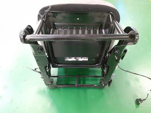 Right front seat RENAULT KANGOO Express (FW0/1_) 1.5 dCi 95 (FW16) | BP25484184C16