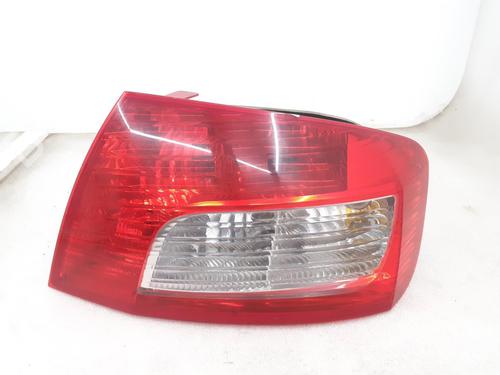 Right taillight PEUGEOT 407 (6D_) 2.0 HDi 135 (6DRHRH, 6DRHRE, 6DRHRG, 6DRHRJ) | BP24792069C35 