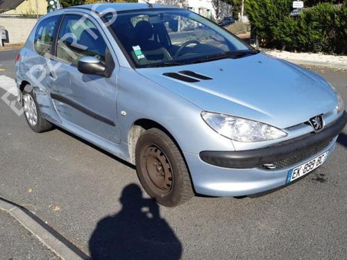 Venstre fortil bærearm PEUGEOT 206 Hatchback (2A/C) 1.4 i | BP24782237M12 