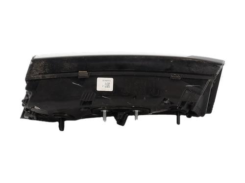 Used Left tailgate light Left tailgate light PEUGEOT 2008 II (UD_, US_, UY_, UJ_, UR_, UC_) 1.2 PureTech 130 (USHNS, URHNS) (130 hp) 36221744 36221744