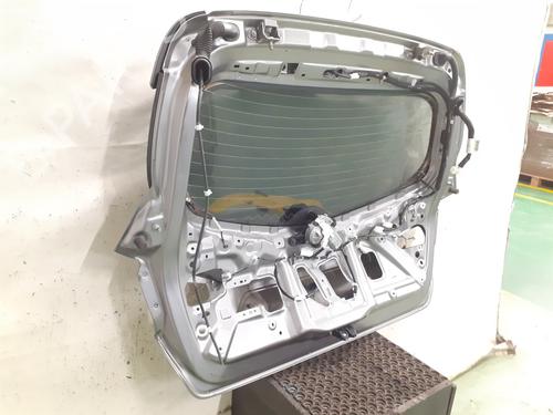 tailgate-nissan-pulsar-hatchback-c13-2014-32990747 main image