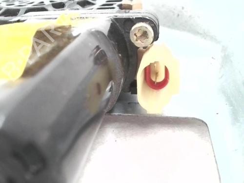 Used Front right window mechanism Front right window mechanism HYUNDAI TUCSON (JM) 2.0 CRDi (113 hp) 24780442 24780442