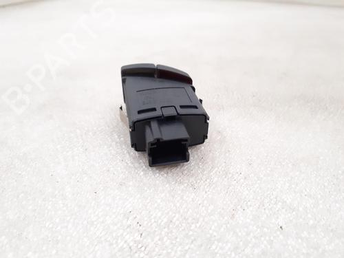Used Warning switch Warning switch BMW 5 Gran Turismo (F07) 530 d (245 hp) 24790989 24790989