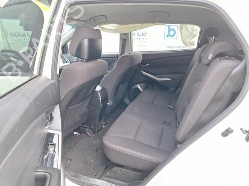 Switch SSANGYONG KORANDO (CK) 2.0 e-XDi 4WD | BP36940313I30 - Image 13