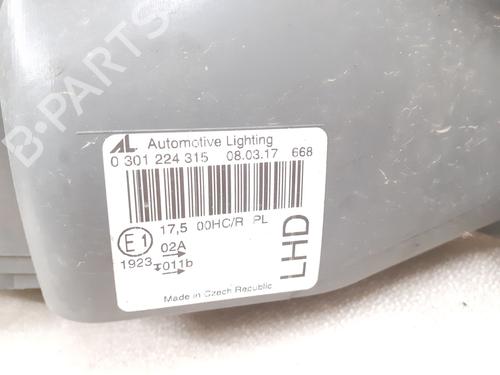 Left headlight FORD FIESTA V (JH_, JD_) 1.4 TDCi | BP24771483C28 