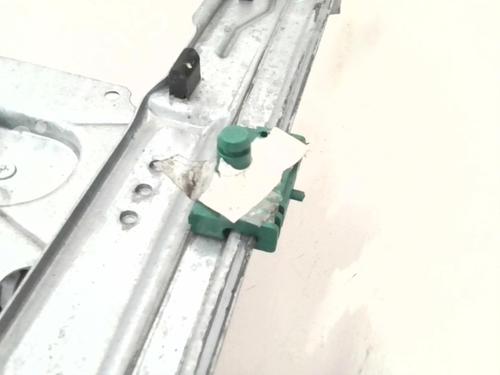Used Front right window mechanism Front right window mechanism RENAULT CLIO III (BR0/1, CR0/1) 1.5 dCi (BR17, CR17) (86 hp) 24783777 24783777