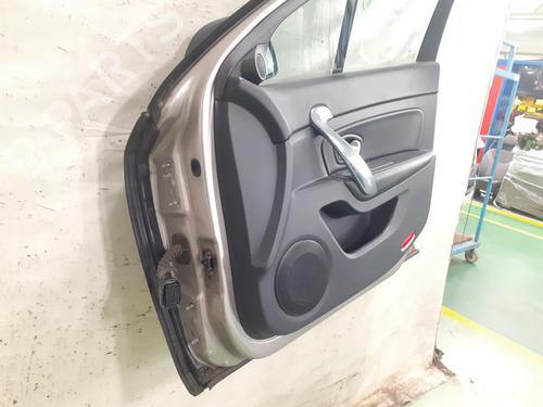 right-front-door-renault-latitude-l70_-2010-30814238 main image