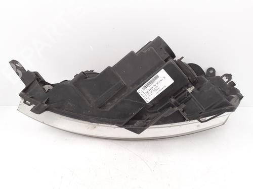 Used Right headlight Right headlight FIAT SCUDO Bus (270_, 272_) 2.0 D Multijet (120 hp) 31803279 31803279