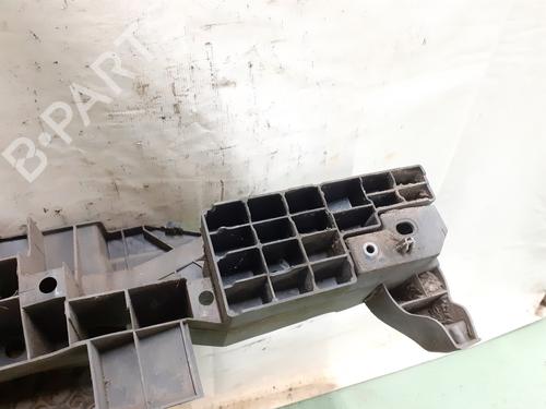 Bakfangerbrakett Bakfangerbrakett RENAULT TWINGO II (CN0_) 1.5 dCi (CN0E) (64 hp) 24771248 24771248