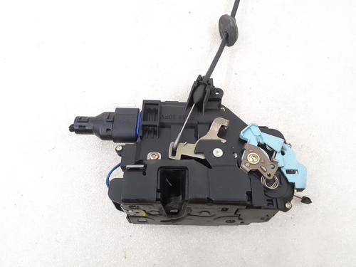Front right lock VW GOLF V (1K1) 1.9 TDI | BP24792129C97 