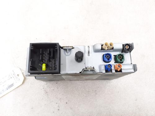 Bilradio PEUGEOT 208 II (UB_, UP_, UW_, UJ_) e-208 | BP24797373E6