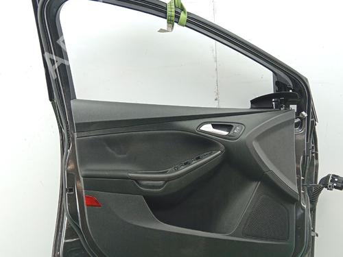 left-front-door-ford-focus-iii-2010-2011-2012-2013-2014-2015-2016-2017-2018-2019-2020-40055941 main image