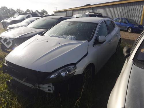 Used Parts VOLVO V40 Hatchback (525)  D2  4352760