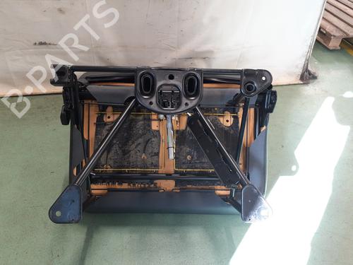 Right front seat RENAULT TRAFIC II Bus (JL) 2.0 dCi 90 (JL00, JL01, JL0H, JL0M, JL0P, JL0S) | BP32491279C16 