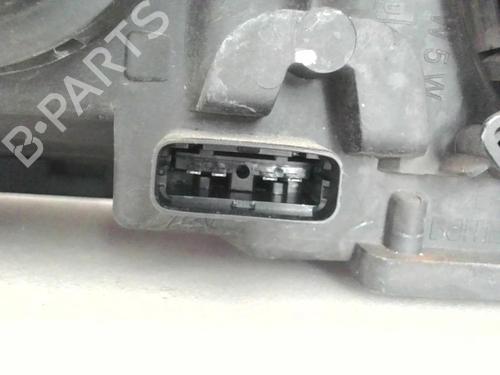 Right headlight RENAULT LAGUNA II Grandtour (KG0/1_) 1.8 16V (KG0J) | BP24778877C29 