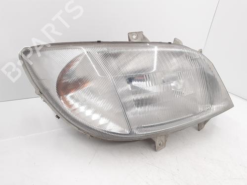 Faro anteriore destro MERCEDES-BENZ SPRINTER 2-t Van (B901, B902) 208 CDI (901.661, 901.662, 902.661, 902.662) (82 hp) 31981286