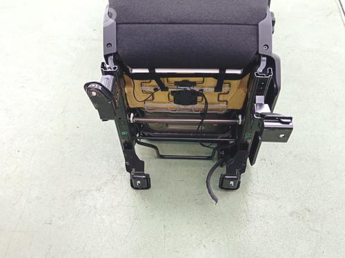 Used Right front seat Right front seat 38526158 38526158