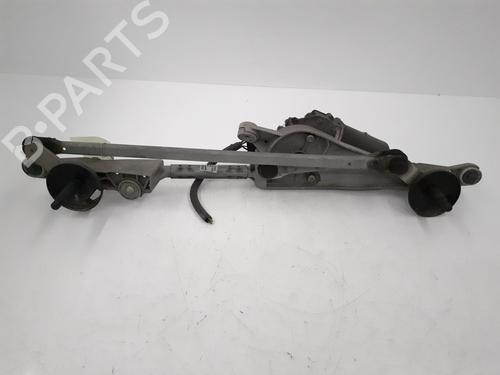 Used Front wiper motor RENAULT KOLEOS I (HY_) 2.0 dCi 4x4 (HY0K) (150 hp) 30774687