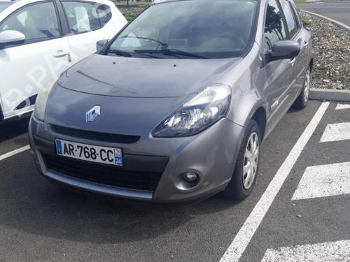 Washer pump RENAULT CLIO III Grandtour (KR0/1_) 1.5 dCi (KR0F) | BP24784344E24