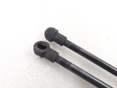 Tailgate lift support TOYOTA YARIS (_P13_) 1.4 D (NLP130_, NLP130) | BP24791045C138 