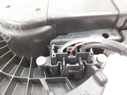 Gebläsemotor für TOYOTA YARIS (_P9_) 1.4 D-4D (NLP90_, NLP90R) (90 hp) 24786389
