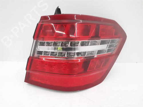 Højre baglygte MERCEDES-BENZ E-CLASS T-Model (S212) E 220 CDI / BlueTEC (212.202, 212.201) (170 hp) 30697269