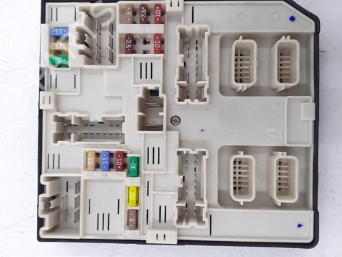 fuse-box-renault-master-iii-platformchassis-ev-hv-uv-2010-32669966 main image