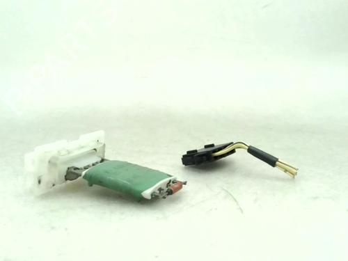 Used Heater resistor CITROËN C1 (PM_, PN_) 1.0 (68 hp) 24778847