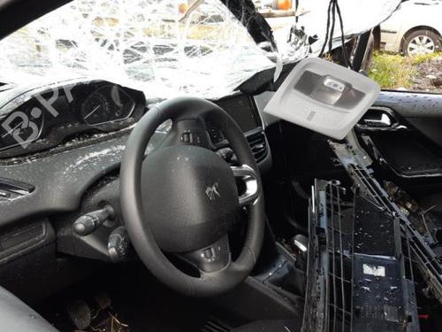 Switch PEUGEOT 208 I (CA_, CC_) 1.2 PureTech 82 | BP24782460I30 