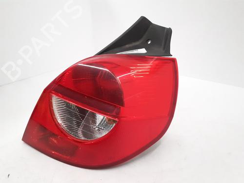 Right taillight RENAULT CLIO III (BR0/1, CR0/1) 1.2 16V (BR0P, CR0P) | BP30134089C35 
