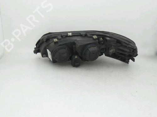 Used Right headlight VOLVO S60 I (384) 2.4 (140 hp) 24774201