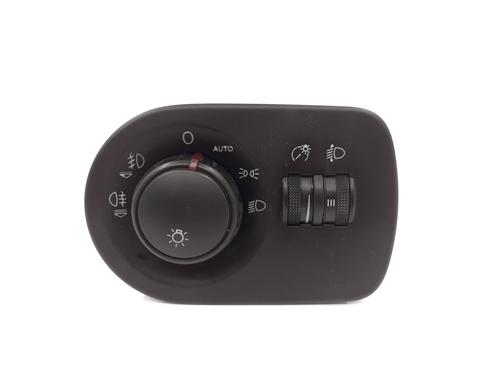 Used Headlight switch SEAT LEON (1P1) 2.0 TDI (170 hp) 30305772