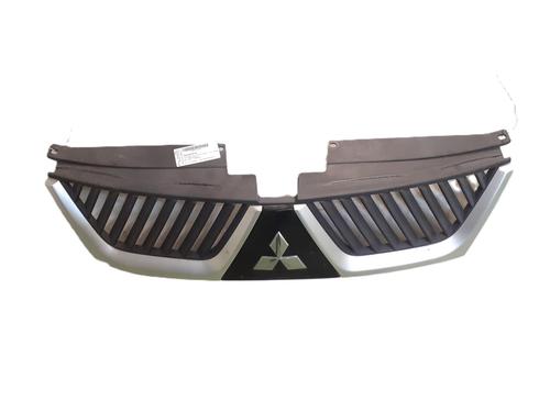 Grill MITSUBISHI OUTLANDER II (CW_W) 2.2 DI-D 4WD (156 hp) 24796313