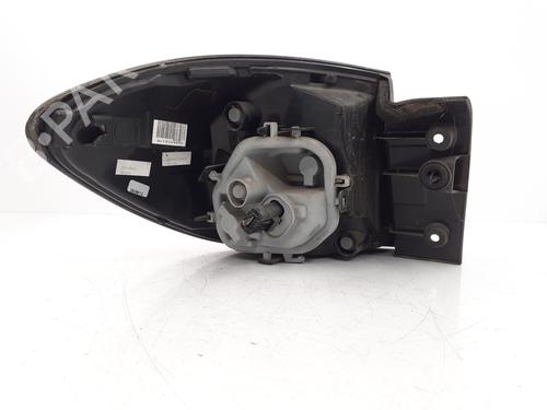 right-taillight-renault-captur-i-j5_-h5_-2013-32746594 main image