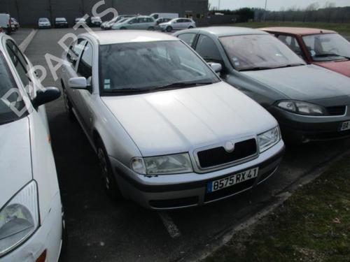 Scheinwerfer links SKODA OCTAVIA I (1U2) 1.9 TDI | BP24774355C28 