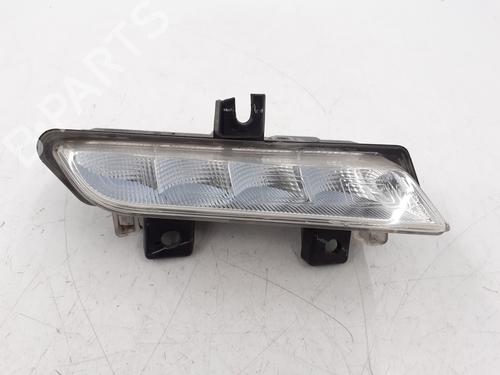 Used Right daytime light RENAULT CLIO IV (BH_) 1.5 dCi 75 (75 hp) 30618056