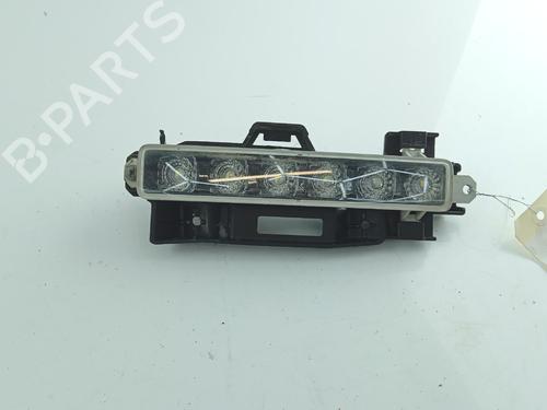 Used Right daytime light Right daytime light 37528513 37528513