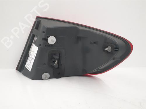 left-taillight-bmw-5-f10-2009-2010-2011-2012-2013-2014-2015-2016-30965237 main image