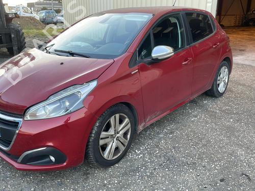 Brugte PEUGEOT 208 I (CA_, CC_) 1.2 VTI 82 (82 hp) 4437089
