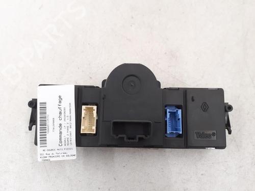 Commande Chauffage RENAULT MEGANE II (BM0/1_, CM0/1_) 1.5 dCi (BM1E, CM1E) (106 hp) 24783462