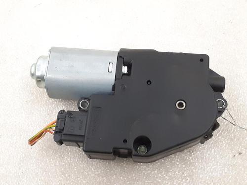 Sunroof engine CITROËN DS5 2.0 HDi 200 Hybrid4 All-wheel Drive | BP24793599M60 - Image 4