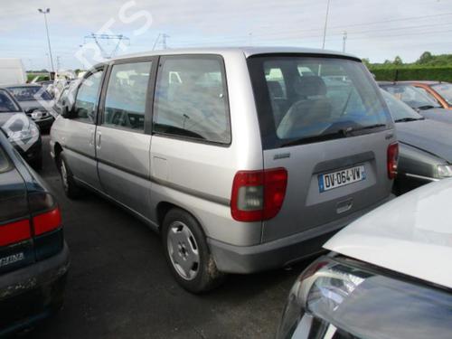 Used Parts FIAT ULYSSE (220_) 2.0 JTD 16V 2412897